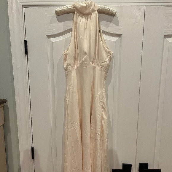 Hello Molly Cream High Neck Maxi Dress, Medium, AU 10 - Picture 4 of 8